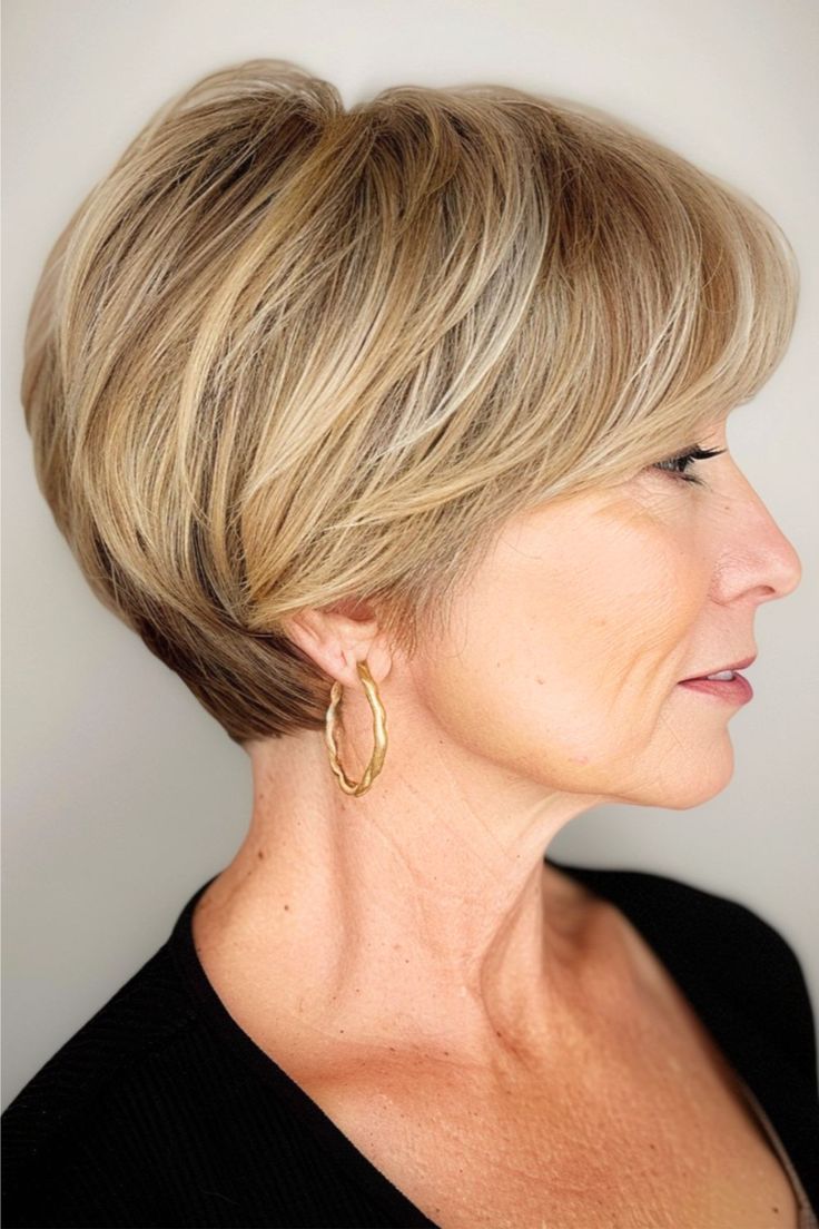 Over 60 Short Hairstyles for Thin Hair to Boost Volume and Style