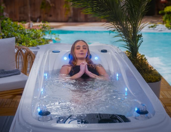 Experience Ultimate Relaxation with Dr. Wellness Cold Series™ - The Best Cold Plunge Tubs