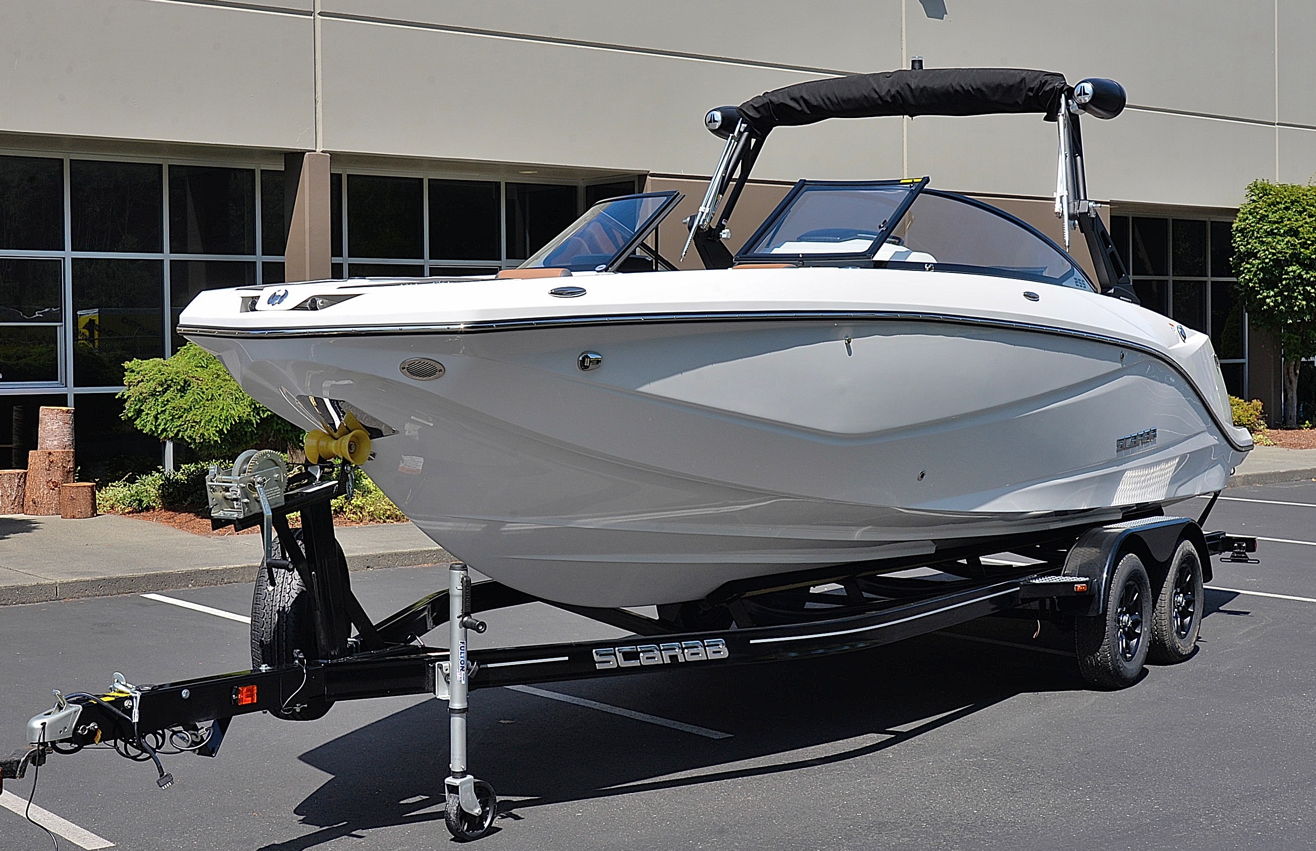 Discover Premium Boats at Lifestyles Marine in Washington